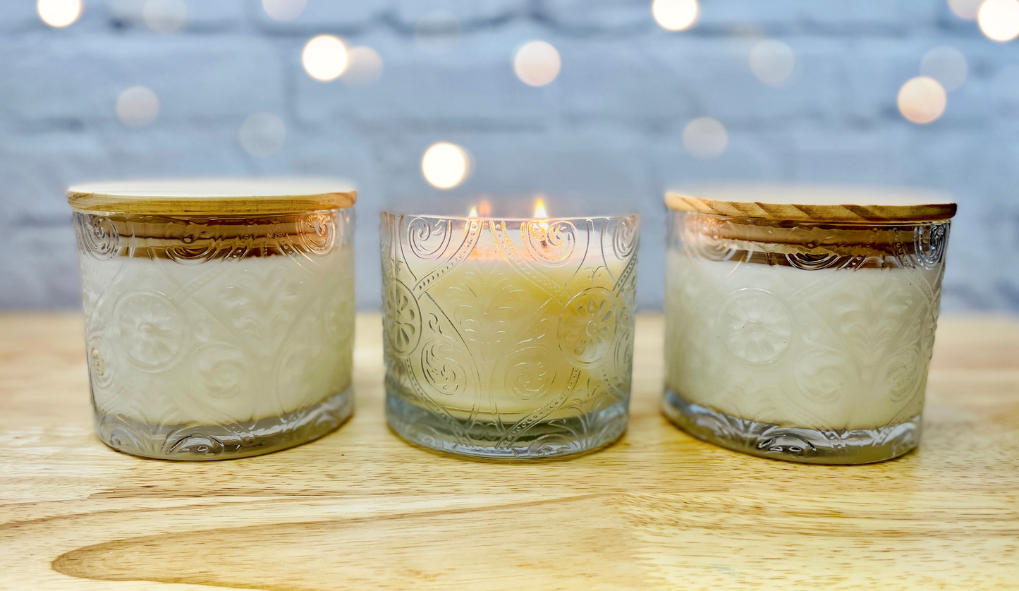 White Lily & Aloe - Embossed Marquis (15oz) 2-Wick